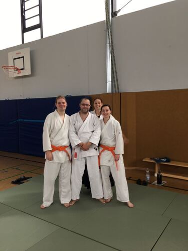 Andreas mit den beiden Angreifern Basti und Conny sowie Prüferin Mathea.